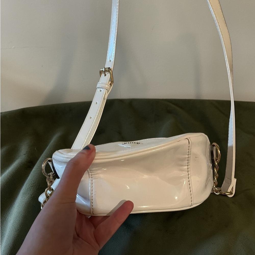 Juicy Couture White Patent Crossbody Purse - Picture 3 of 8